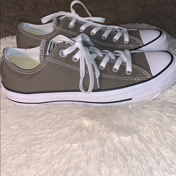 Converse Shoes - Converses